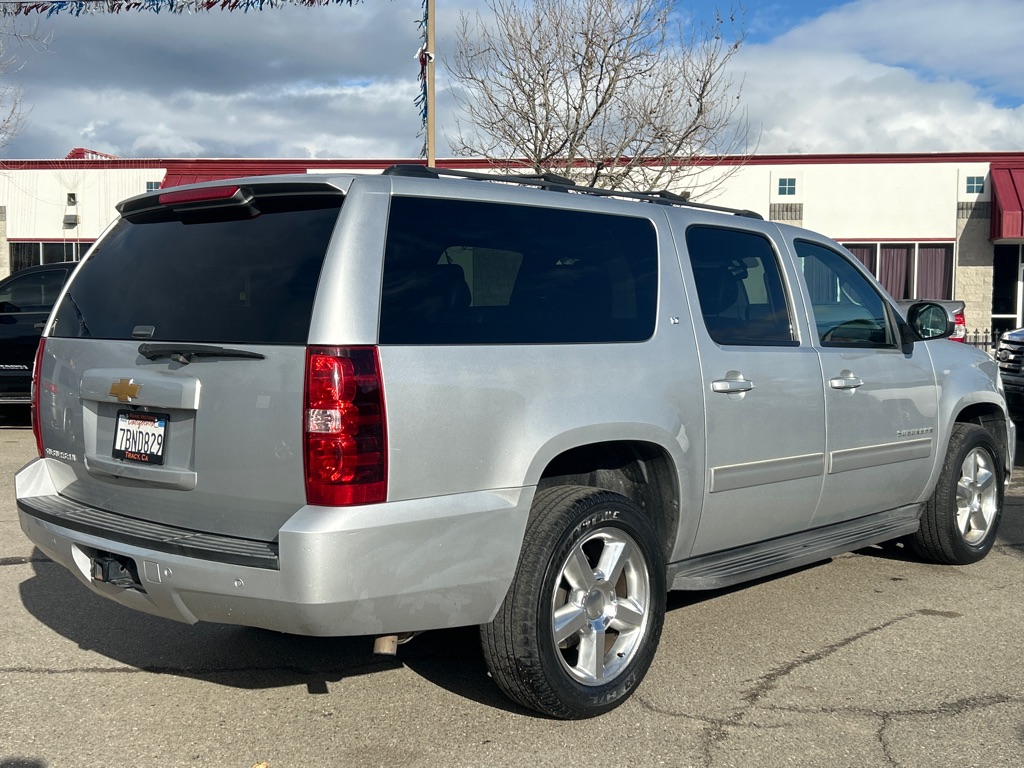 CHEVROLET SUBURBAN 2013 CHEVROLET SUBURBAN 1GNSKJE71DR376357
