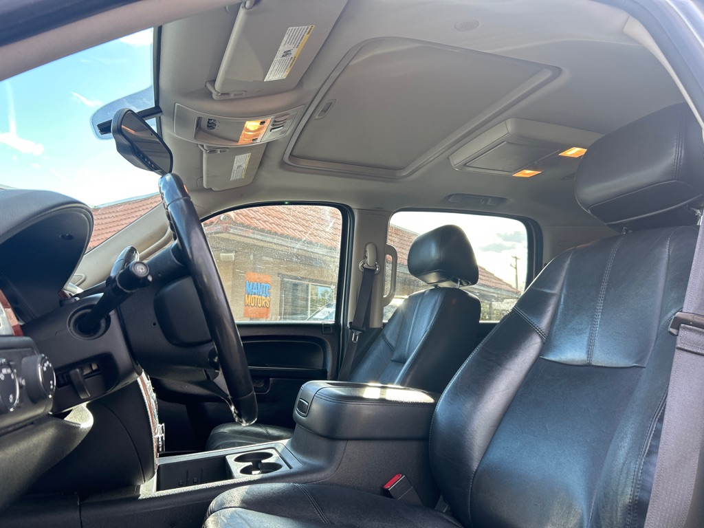CHEVROLET SUBURBAN 2013 CHEVROLET SUBURBAN 1GNSKJE71DR376357