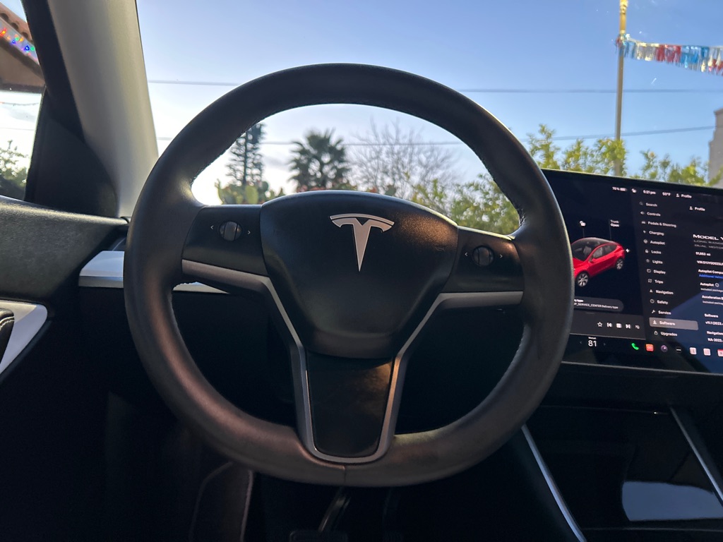 TESLA MODEL Y 2020 TESLA MODEL Y 5YJYGDEE5LF058699