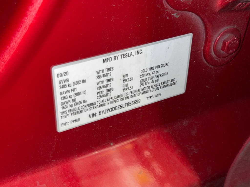 TESLA MODEL Y 2020 TESLA MODEL Y 5YJYGDEE5LF058699