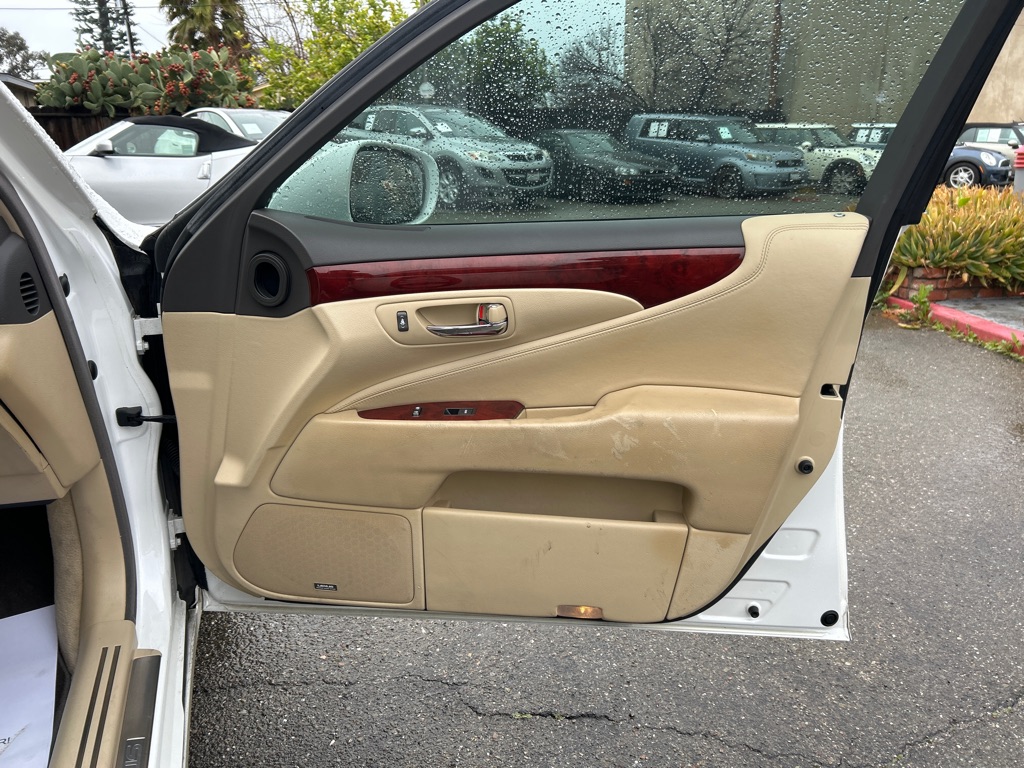 LEXUS LS 2008 LEXUS LS JTHBL46F085075863
