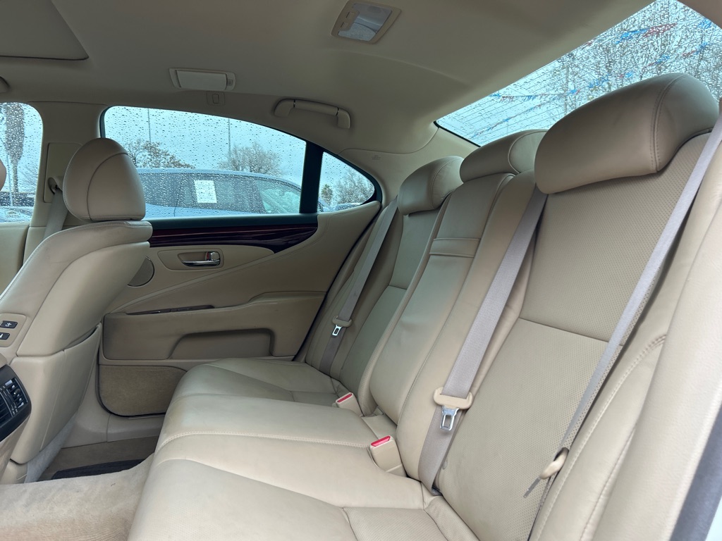 LEXUS LS 2008 LEXUS LS JTHBL46F085075863
