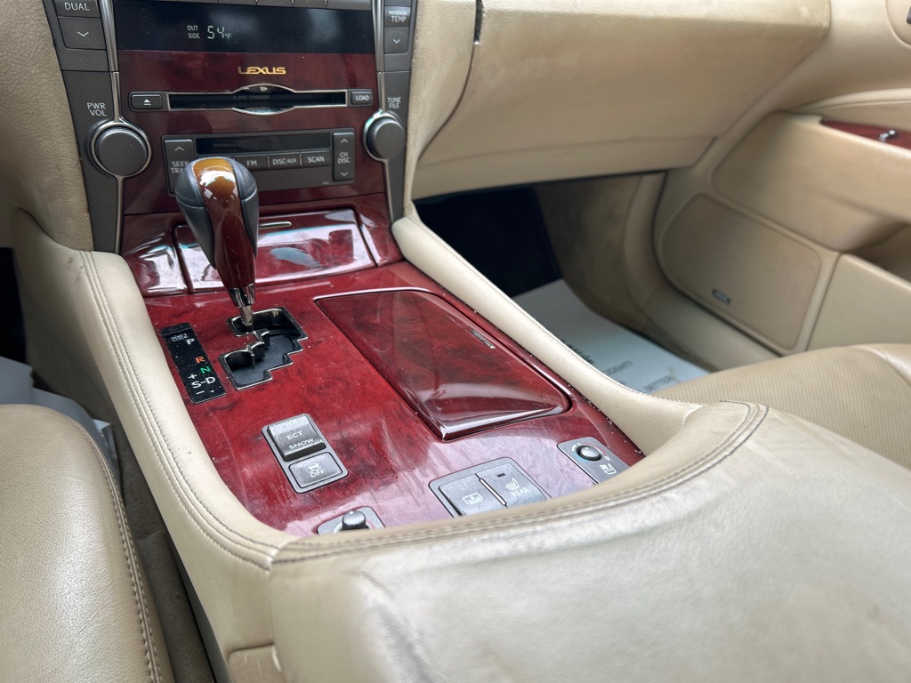LEXUS LS 2008 LEXUS LS JTHBL46F085075863