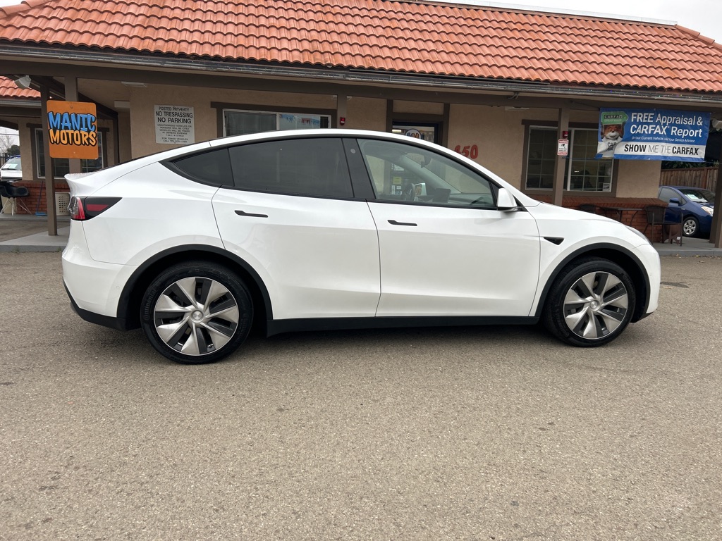 TESLA MODEL Y 2021 TESLA MODEL Y 5YJYGDEE8MF087437