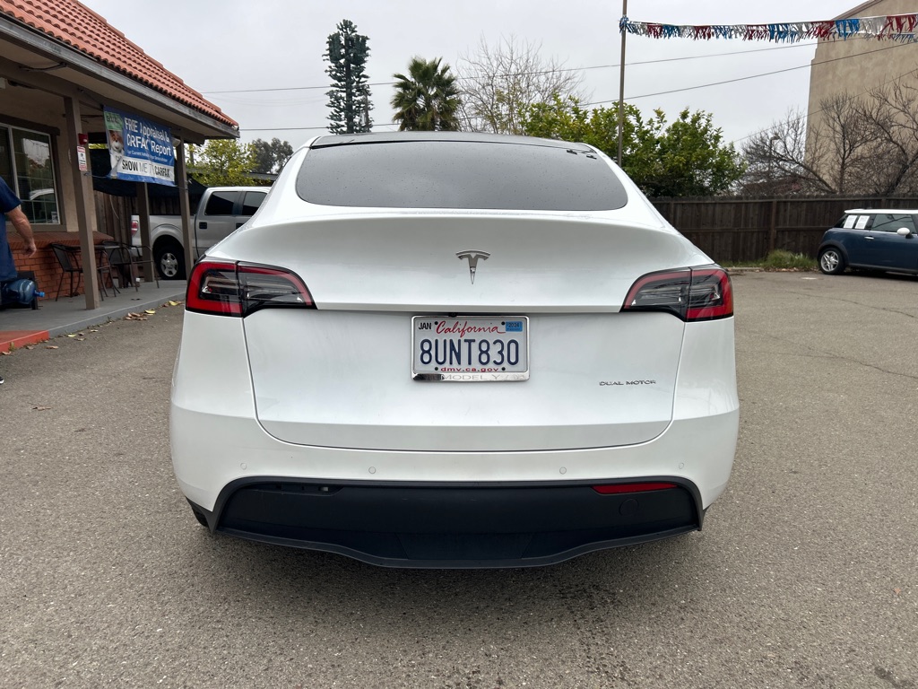 TESLA MODEL Y 2021 TESLA MODEL Y 5YJYGDEE8MF087437