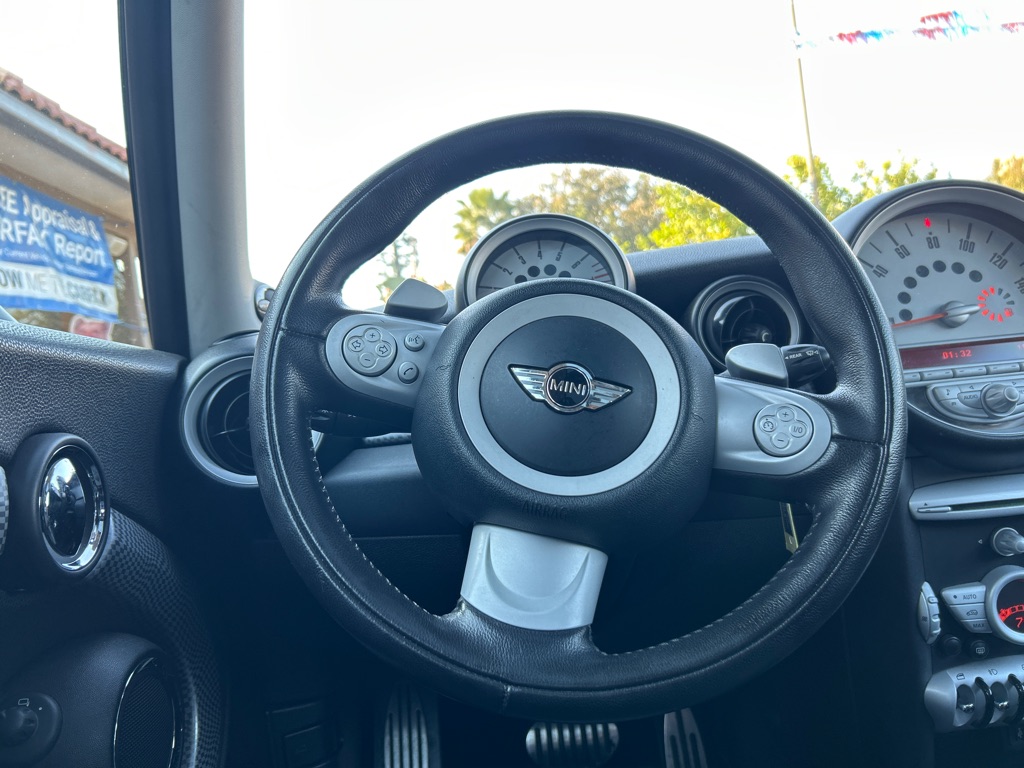 MINI COOPER 2010 MINI COOPER WMWMF7C57ATZ34556