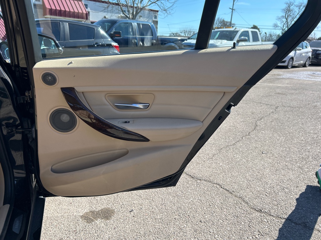 BMW 3 SERIES 2013 BMW 3 SERIES WBA3F9C51DF145085