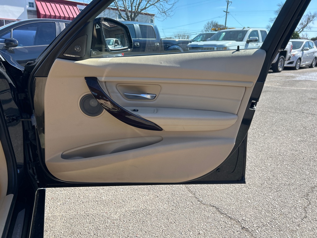 BMW 3 SERIES 2013 BMW 3 SERIES WBA3F9C51DF145085
