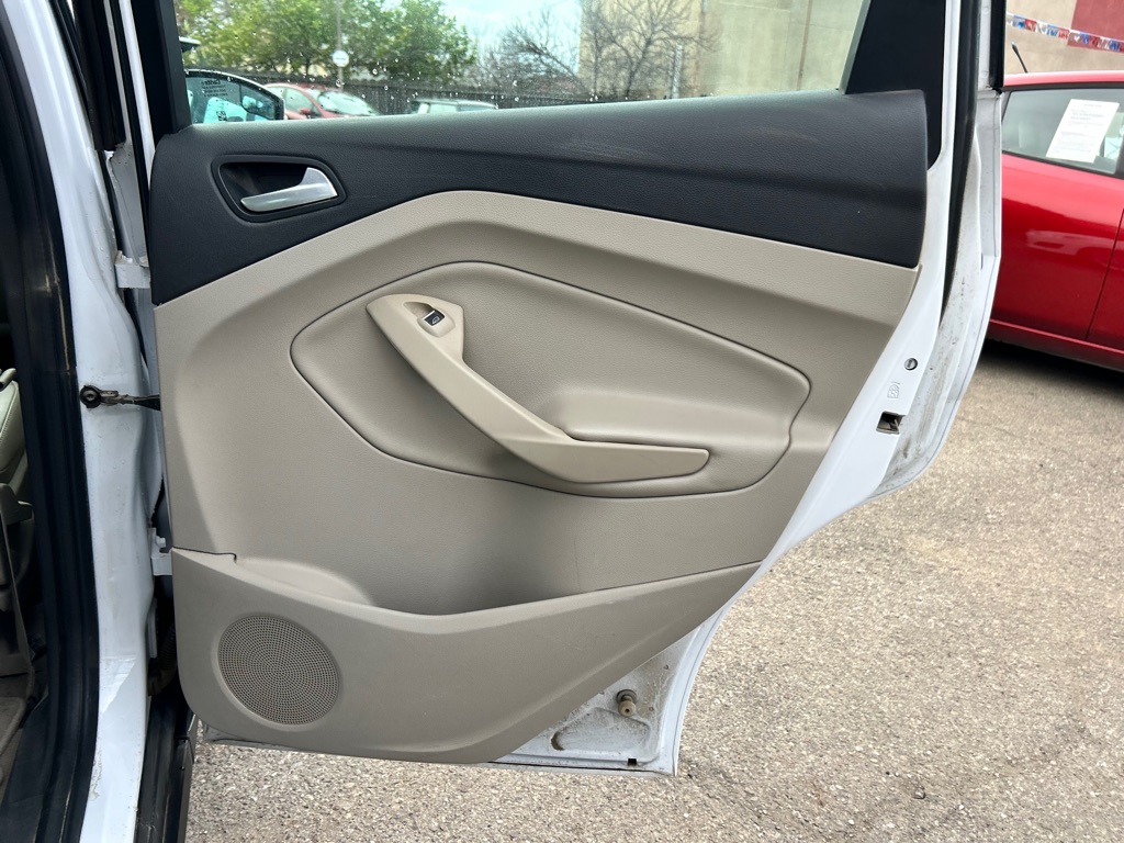 FORD C-MAX 2014 FORD C-MAX 1FADP5CU4EL513353