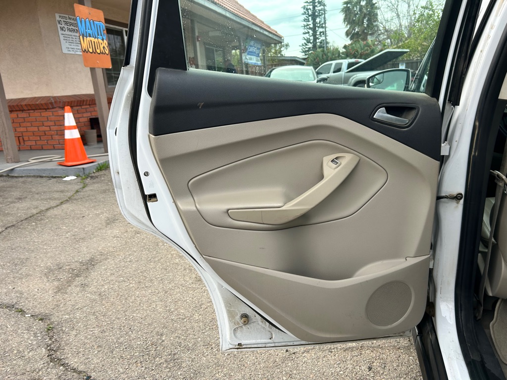 FORD C-MAX 2014 FORD C-MAX 1FADP5CU4EL513353