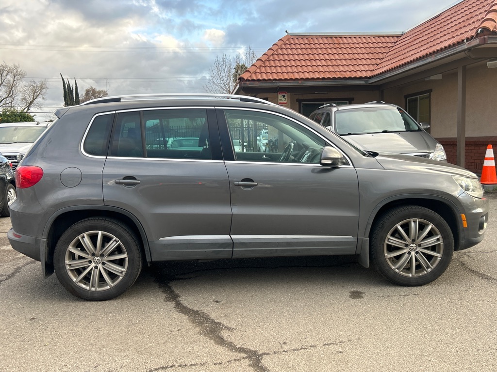 VOLKSWAGEN TIGUAN 2013 VOLKSWAGEN TIGUAN WVGAV3AX4DW611568
