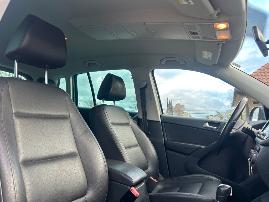 VOLKSWAGEN TIGUAN 2013 VOLKSWAGEN TIGUAN WVGAV3AX4DW611568