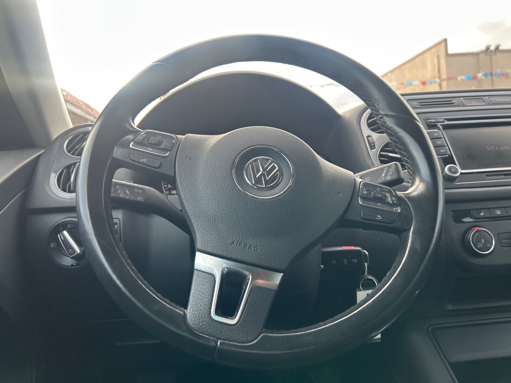VOLKSWAGEN TIGUAN 2013 VOLKSWAGEN TIGUAN WVGAV3AX4DW611568