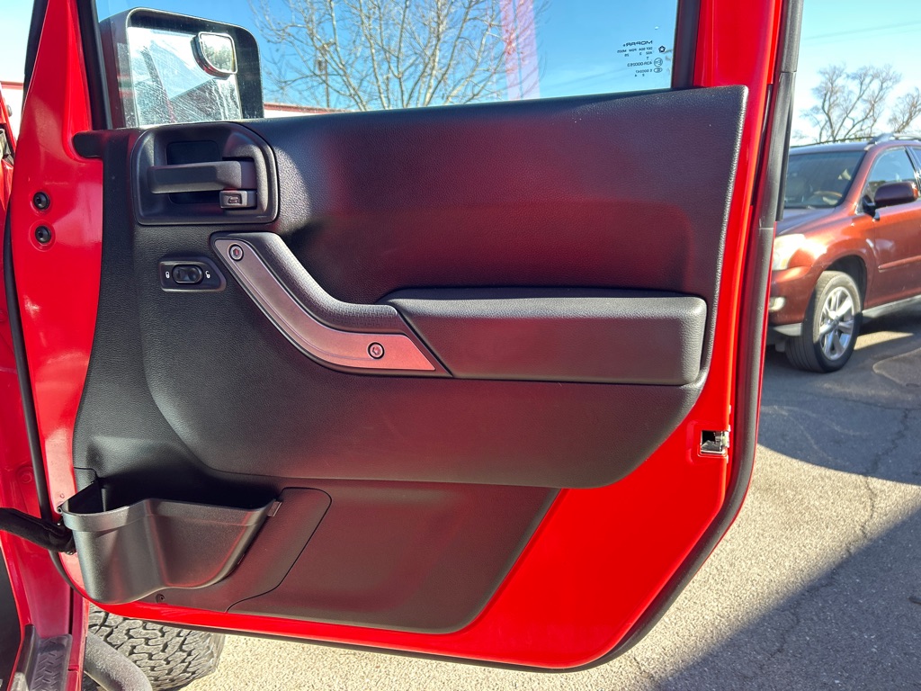 JEEP WRANGLER UNLIMI 2013 JEEP WRANGLER UNLIMI 1C4BJWDG2DL682254