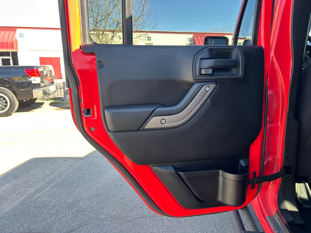 JEEP WRANGLER UNLIMI 2013 JEEP WRANGLER UNLIMI 1C4BJWDG2DL682254