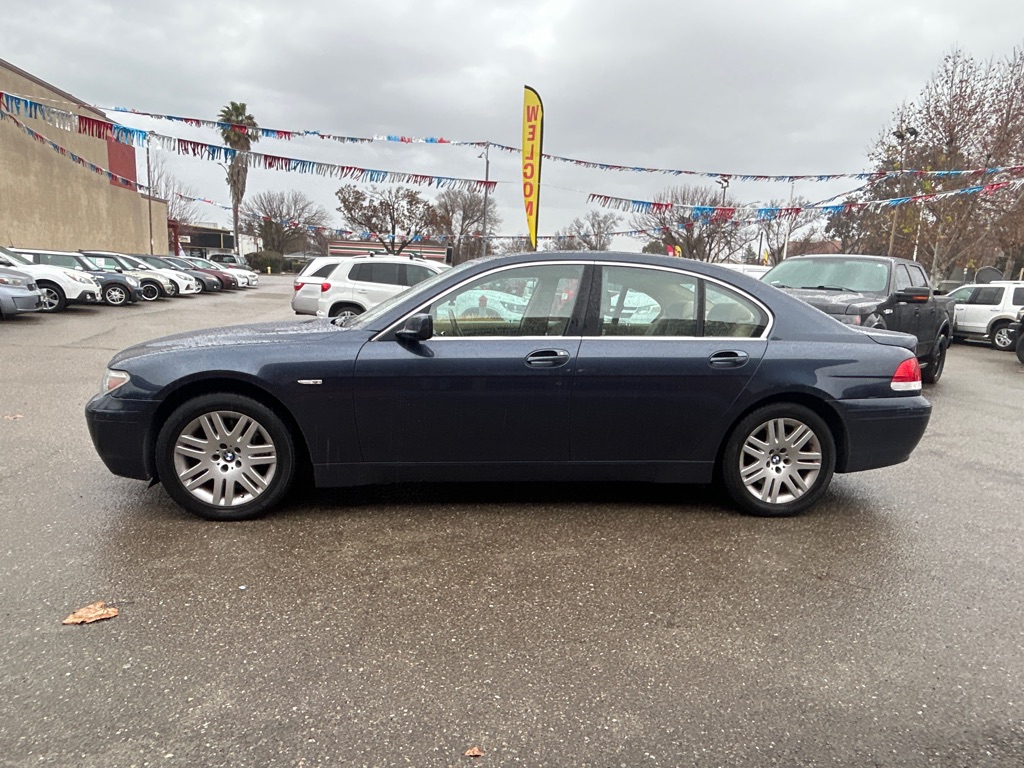 BMW 745 2002 BMW 745 WBAGL634X2DP54085