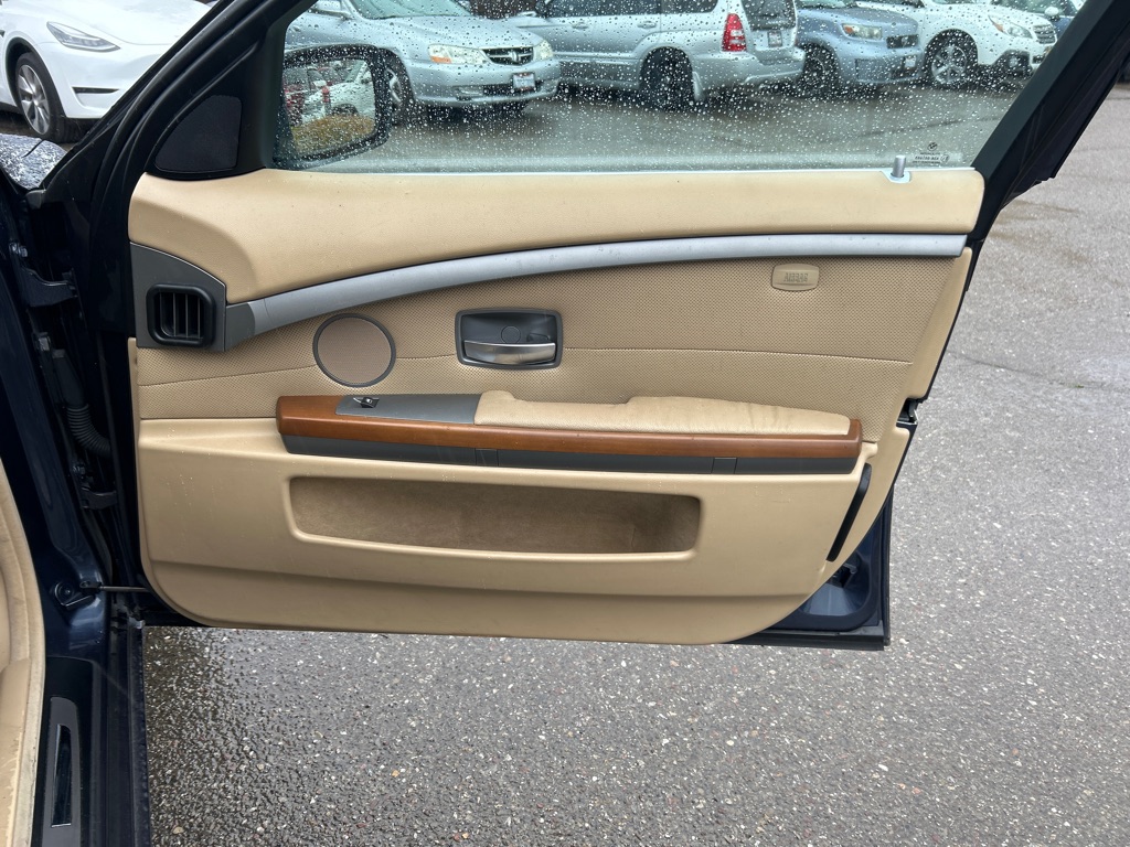 BMW 745 2002 BMW 745 WBAGL634X2DP54085