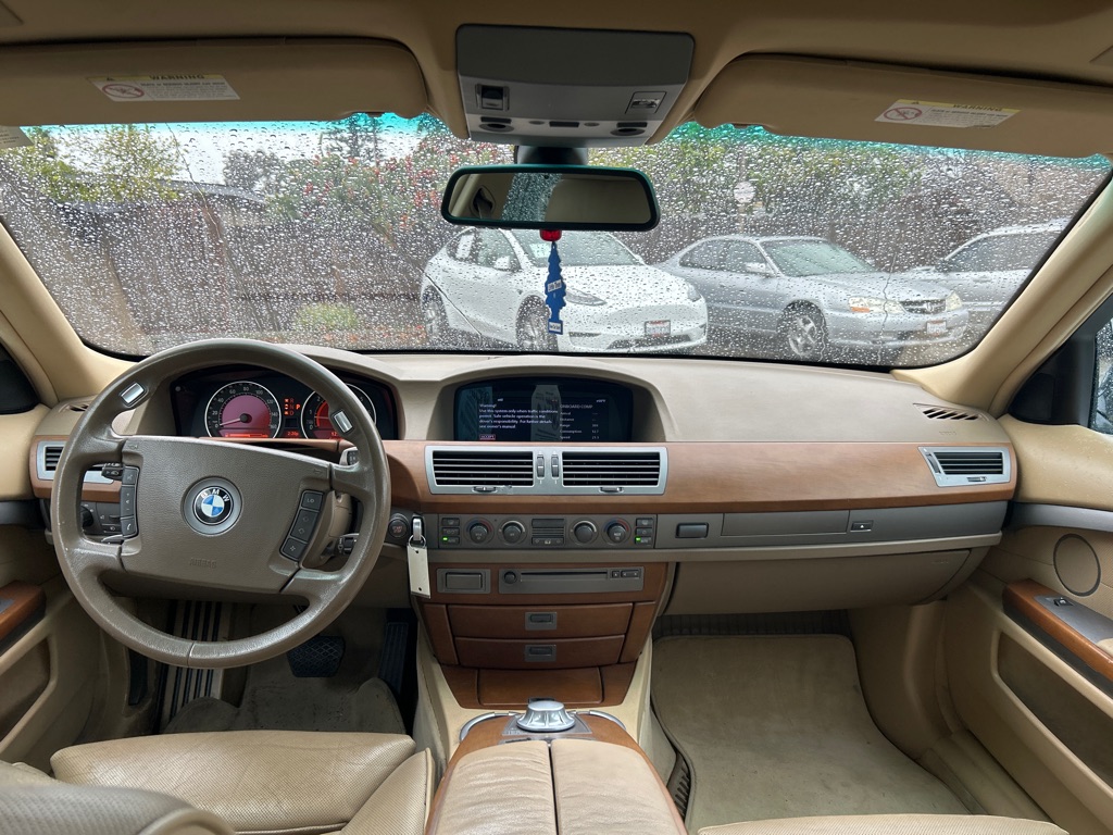 BMW 745 2002 BMW 745 WBAGL634X2DP54085