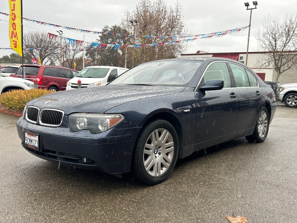 BMW 745 2002 BMW 745 WBAGL634X2DP54085
