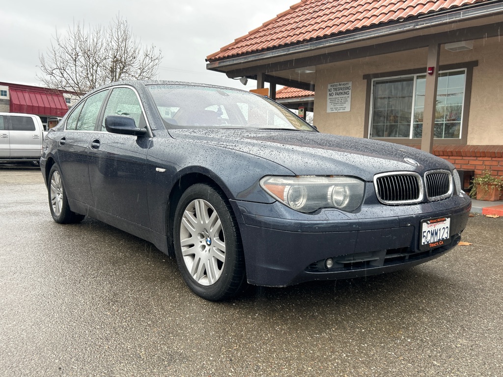 BMW 745 2002 BMW 745 WBAGL634X2DP54085