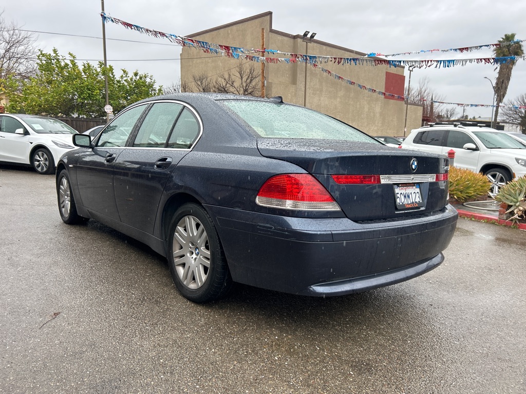 BMW 745 2002 BMW 745 WBAGL634X2DP54085