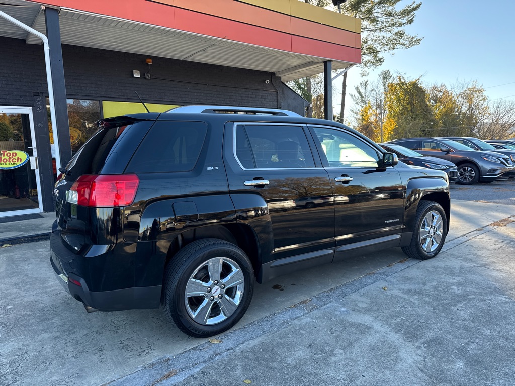 Photo 2 of this GMC TERRAIN