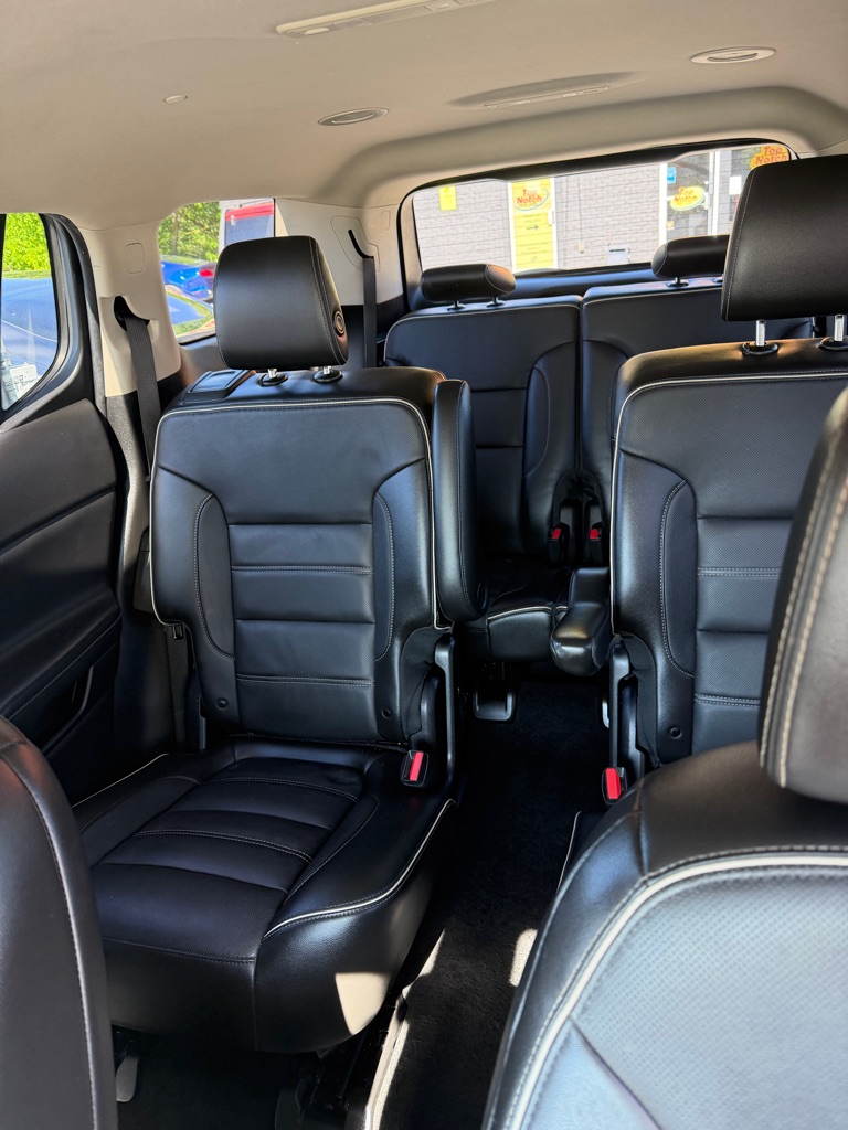 Photo 8 of this GMC ACADIA
