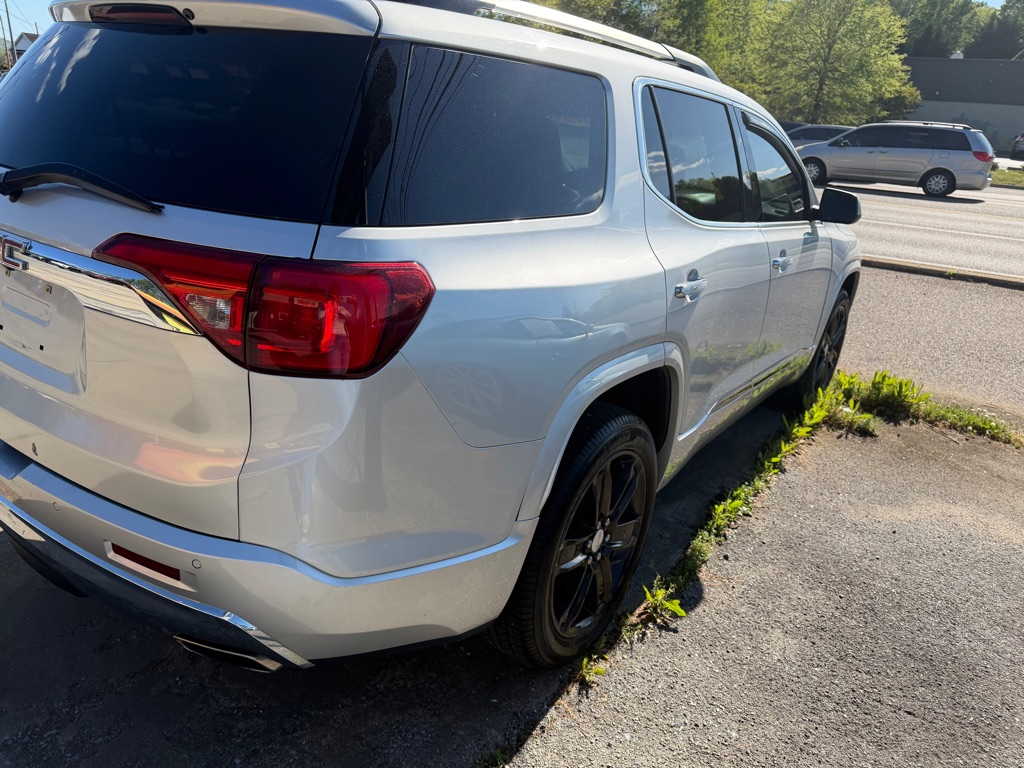 Photo 4 of this GMC ACADIA