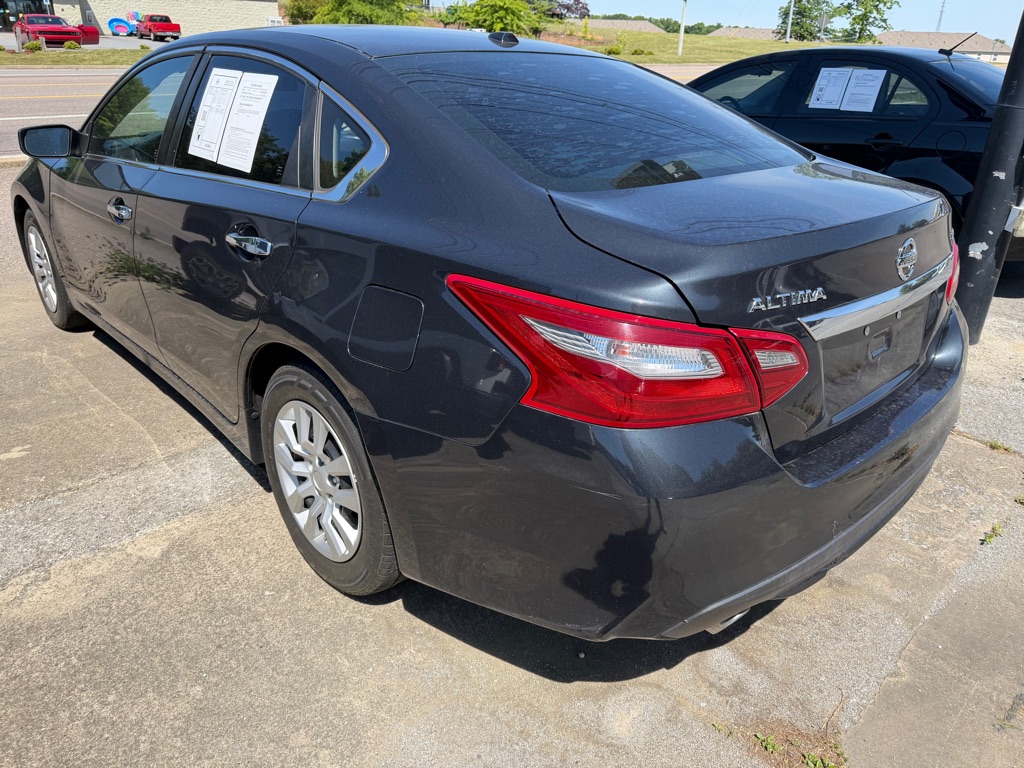 Photo 4 of this NISSAN ALTIMA