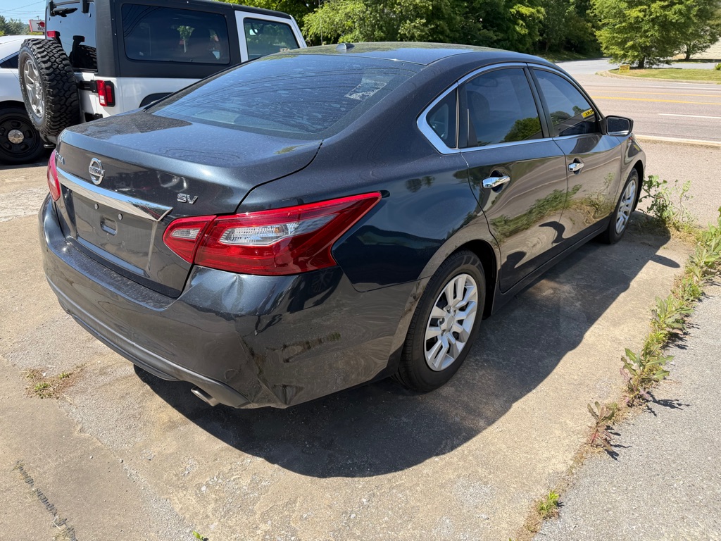 Photo 5 of this NISSAN ALTIMA