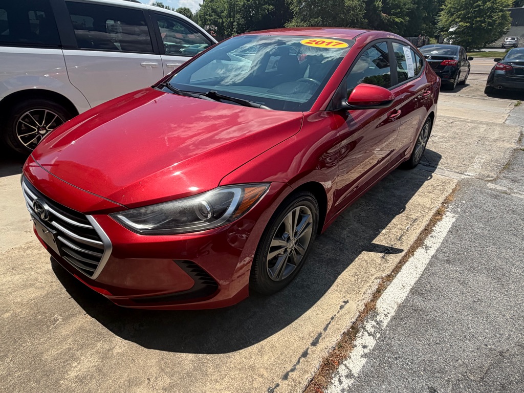 Photo 2 of this HYUNDAI ELANTRA