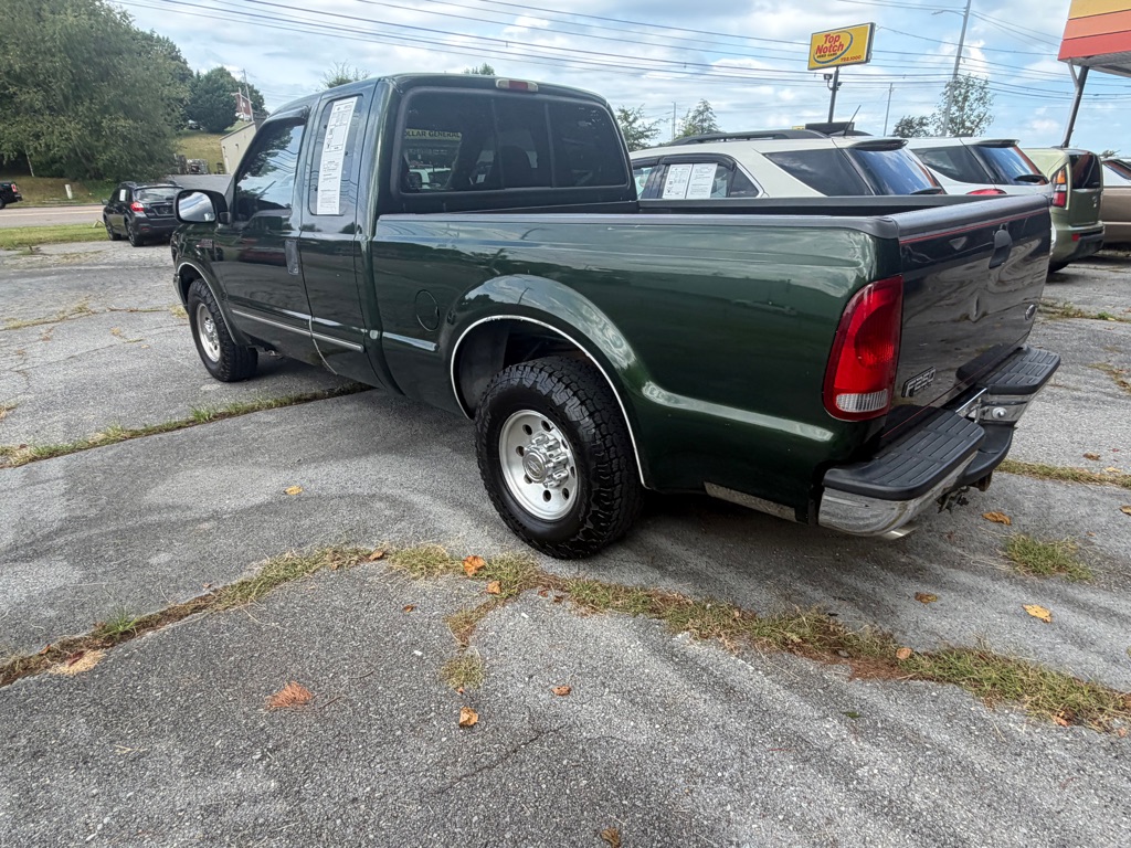 Photo 4 of this FORD F250