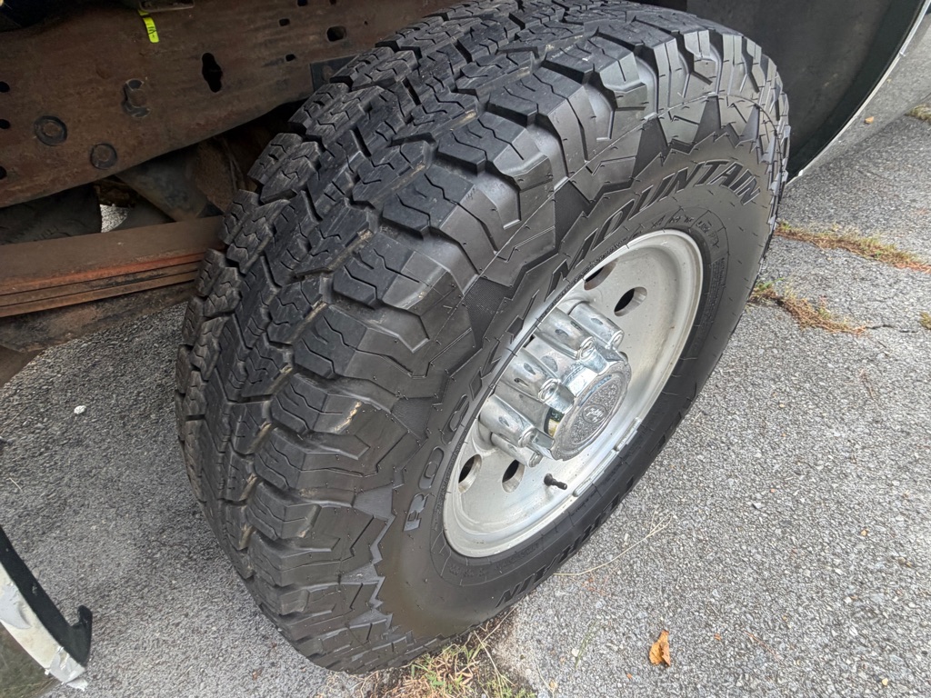 Photo 7 of this FORD F250