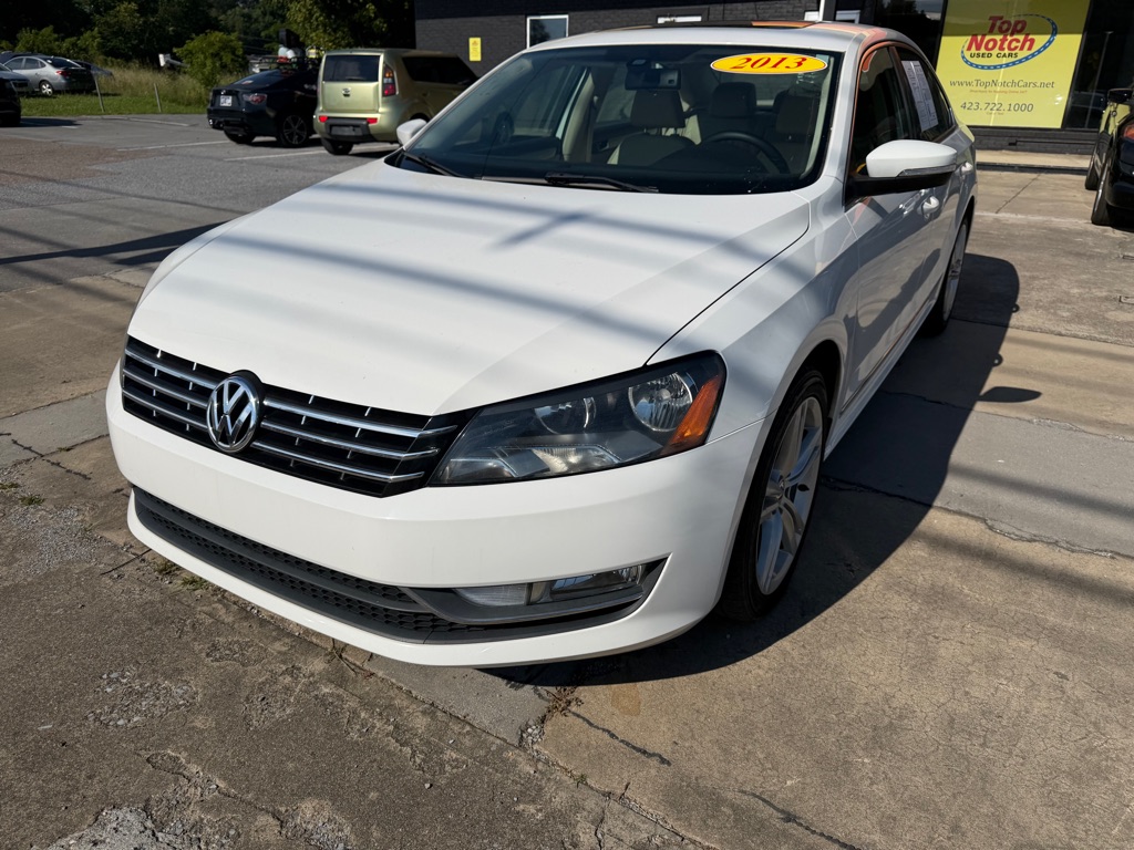 2013 VOLKSWAGEN PASSAT