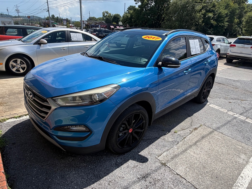 Photo 3 of this HYUNDAI TUCSON