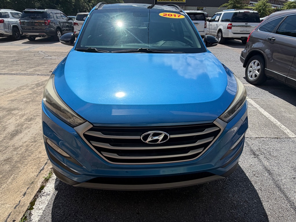 Photo 2 of this HYUNDAI TUCSON