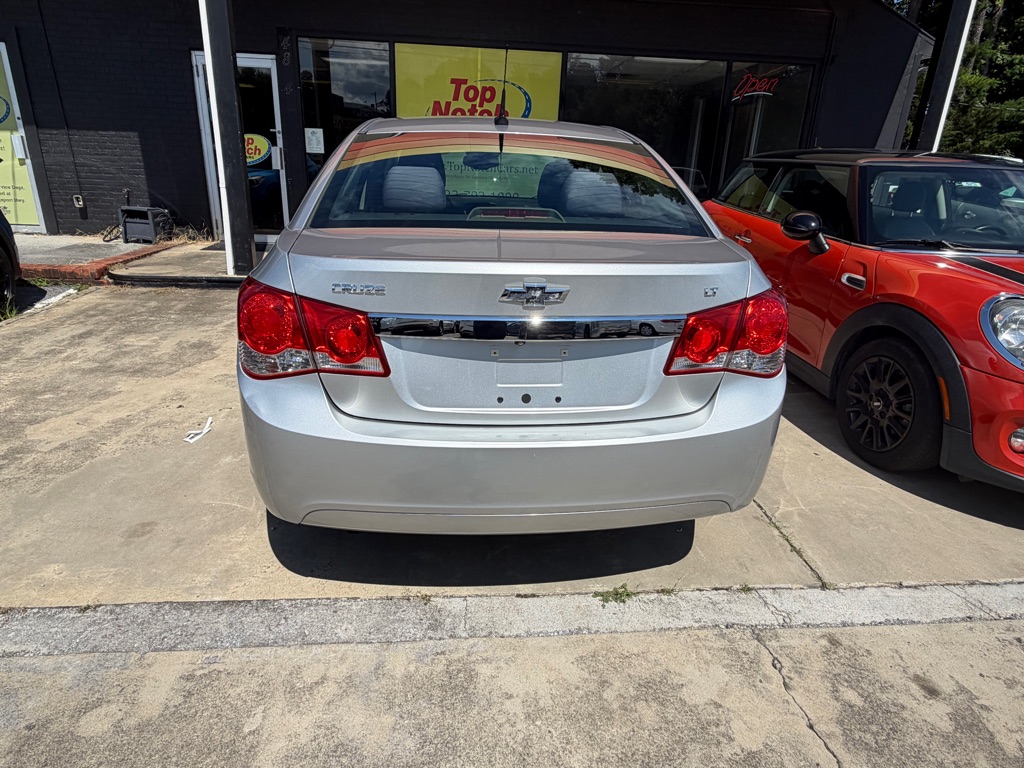 Photo 2 of this CHEVROLET CRUZE