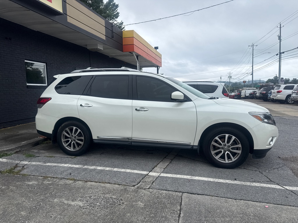 Photo 2 of this NISSAN PATHFINDER