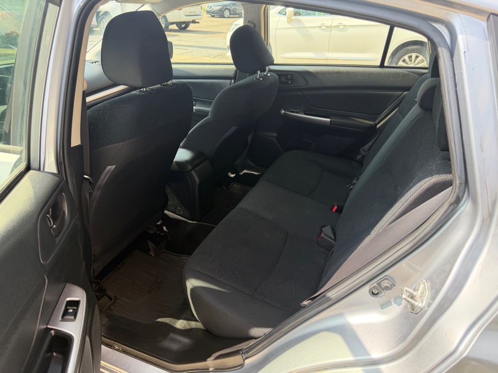 Photo 8 of this SUBARU IMPREZA
