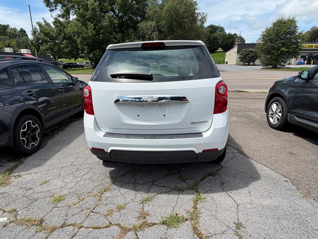 Photo 6 of this CHEVROLET EQUINOX