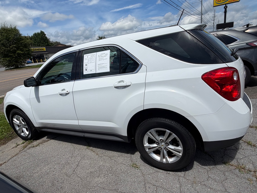 Photo 4 of this CHEVROLET EQUINOX