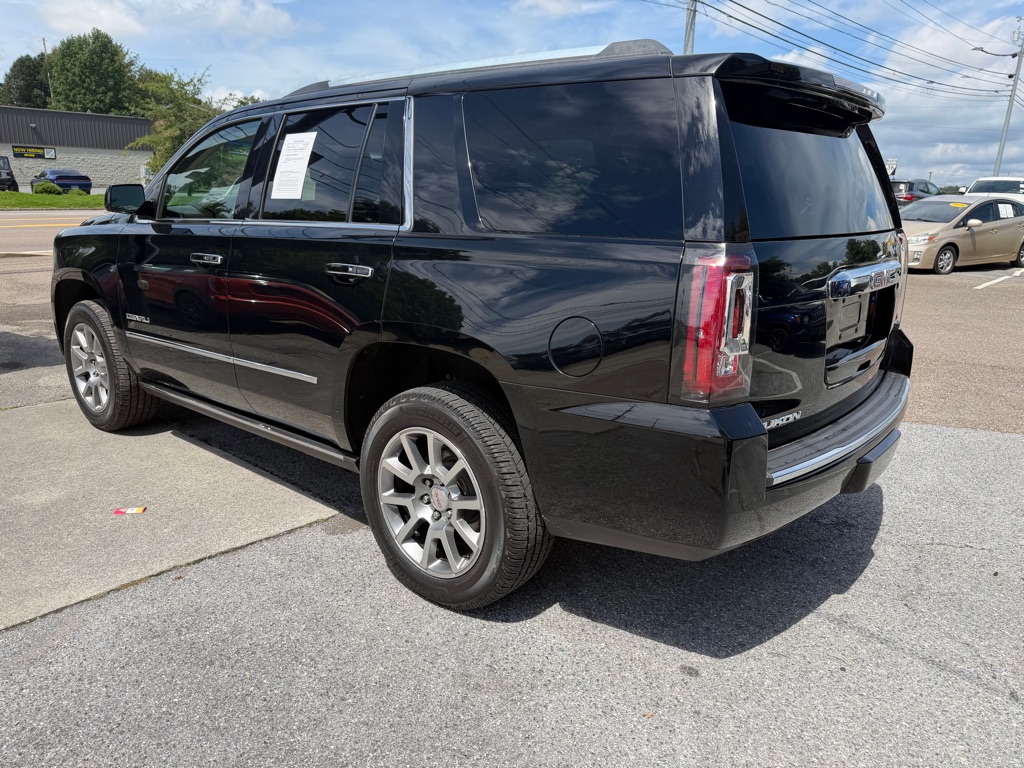 Photo 8 of this GMC YUKON
