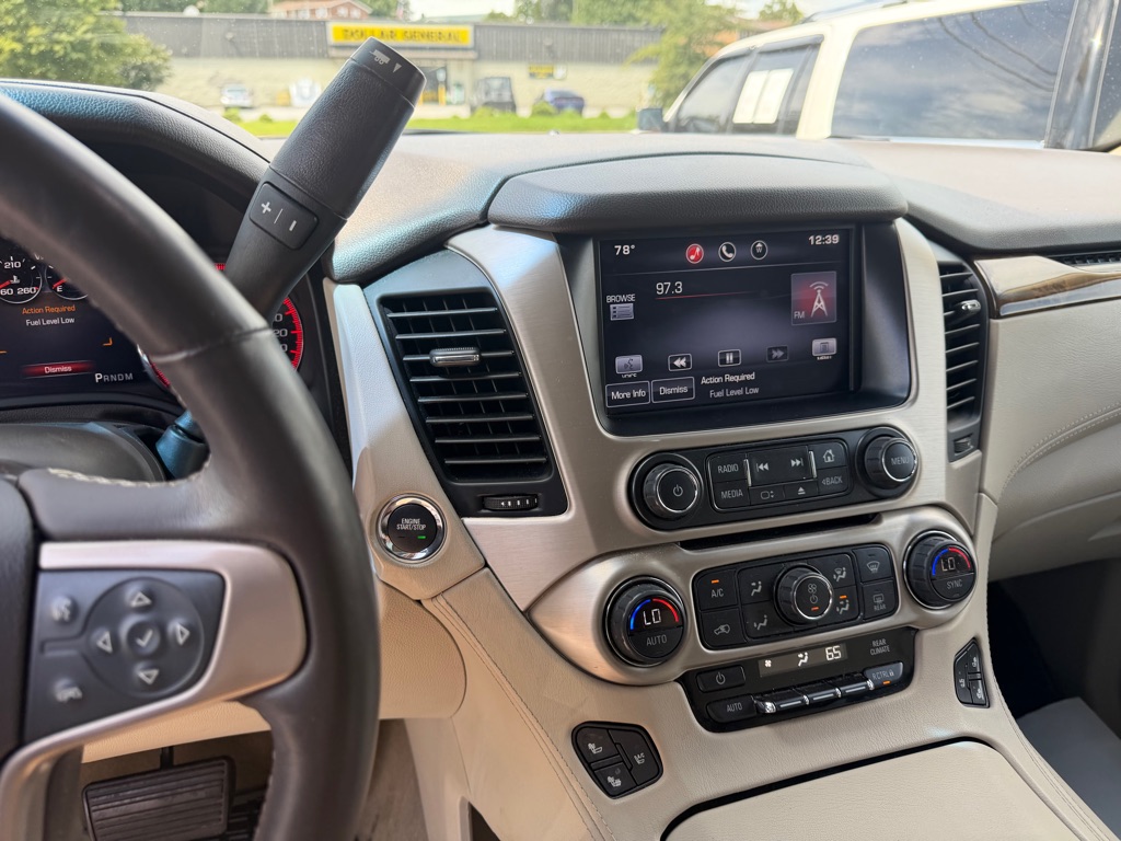 Photo 12 of this GMC YUKON
