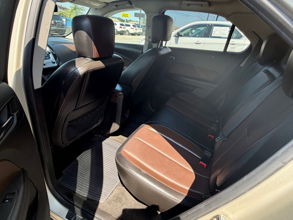Photo 13 of this CHEVROLET EQUINOX