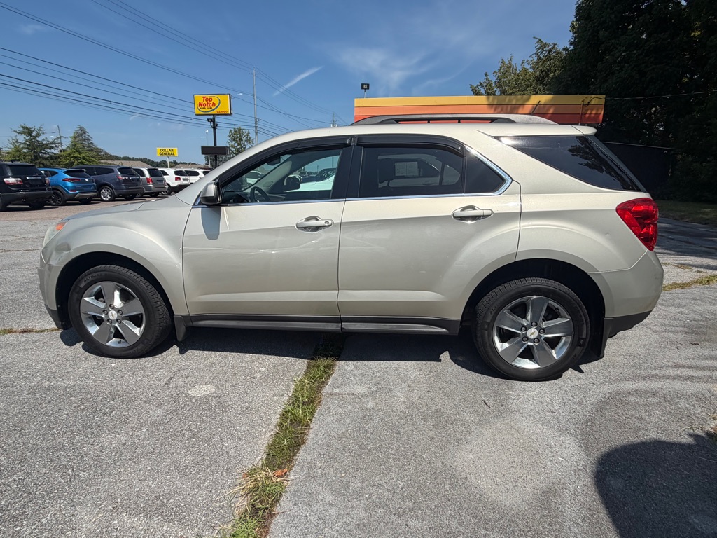Photo 8 of this CHEVROLET EQUINOX
