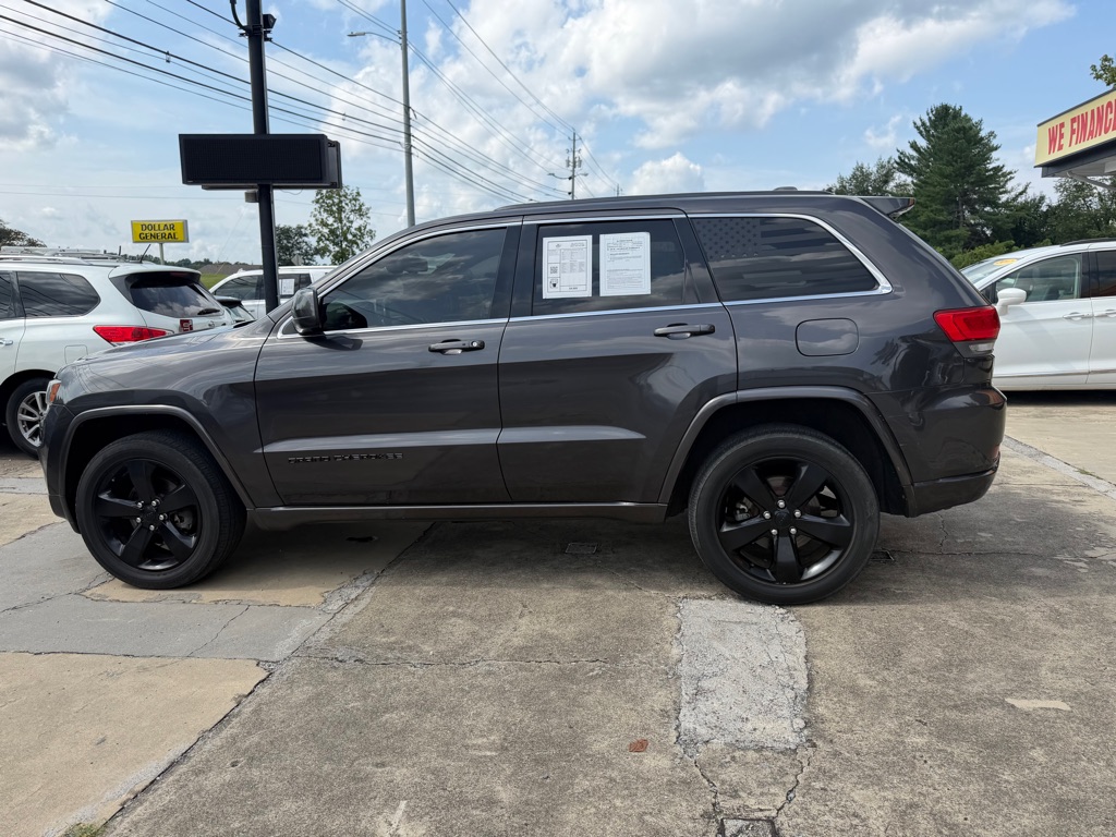 Photo 8 of this JEEP GRAND CHEROKEE