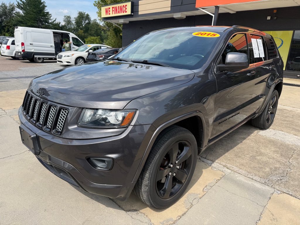 Photo 3 of this JEEP GRAND CHEROKEE