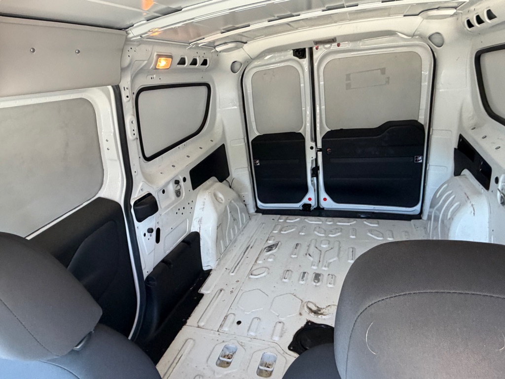 Photo 10 of this RAM PROMASTER CITY