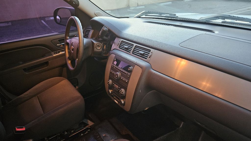 CHEVROLET TAHOE 2013 CHEVROLET TAHOE 1GNLC2E06DR262879