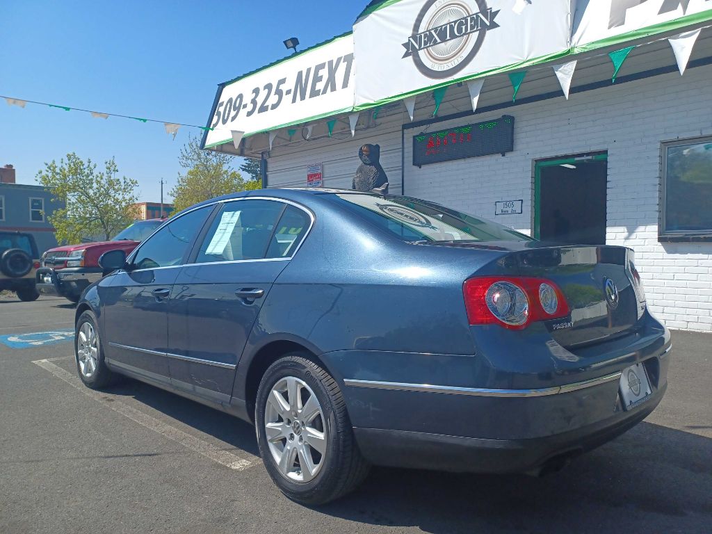 Photo 3 of this VOLKSWAGEN PASSAT